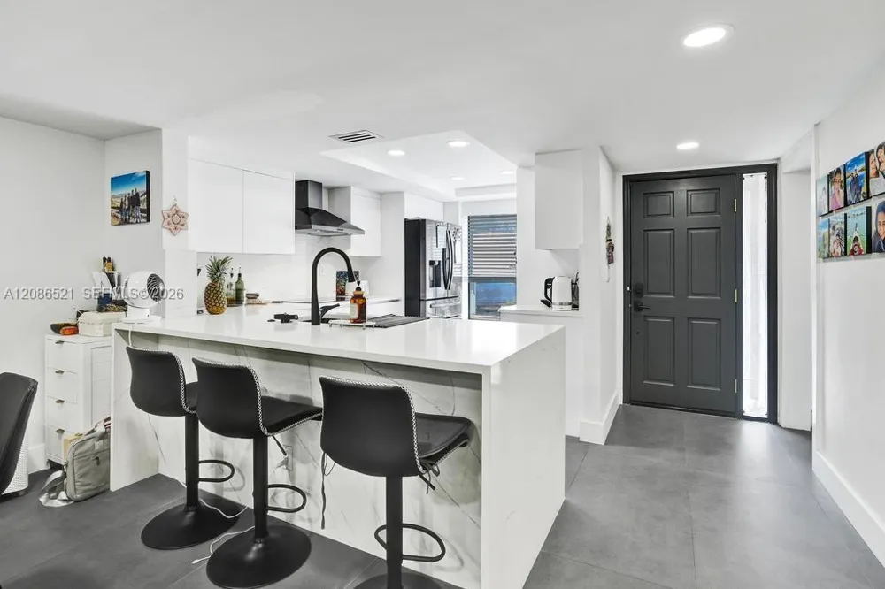 2723 NE 164th St #77 North Miami Beach, FL 33160