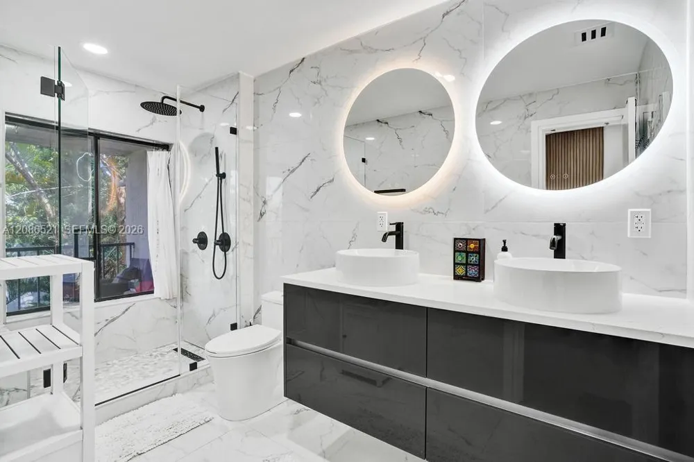 2723 NE 164th St #77 North Miami Beach, FL 33160