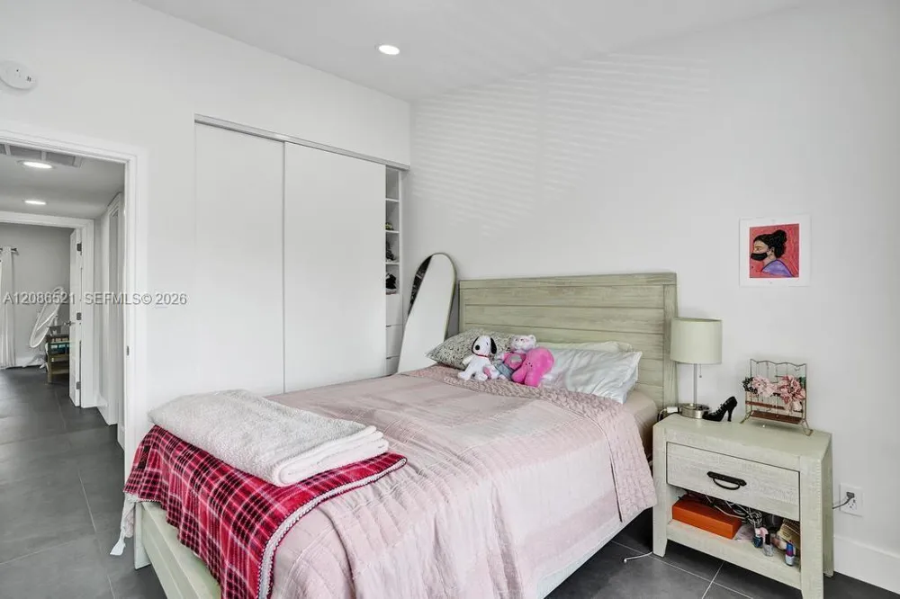 2723 NE 164th St #77 North Miami Beach, FL 33160