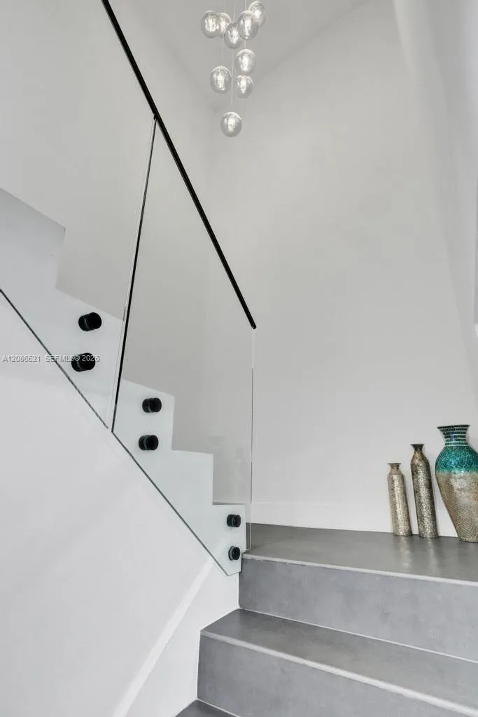 2723 NE 164th St #77 North Miami Beach, FL 33160