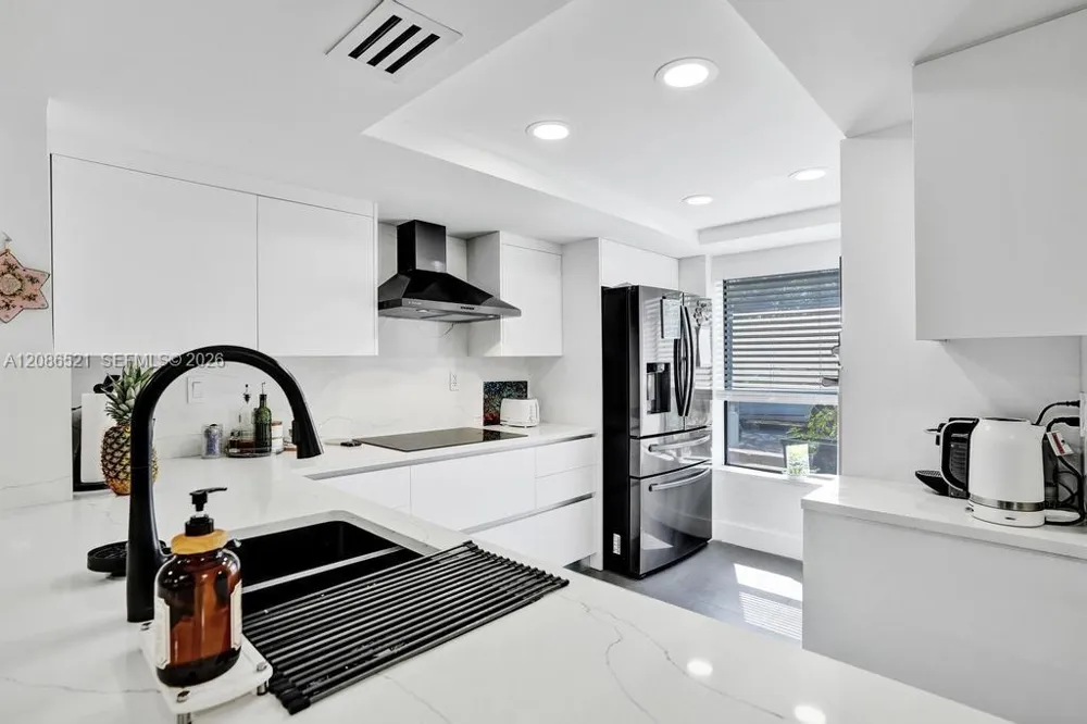 2723 NE 164th St #77 North Miami Beach, FL 33160