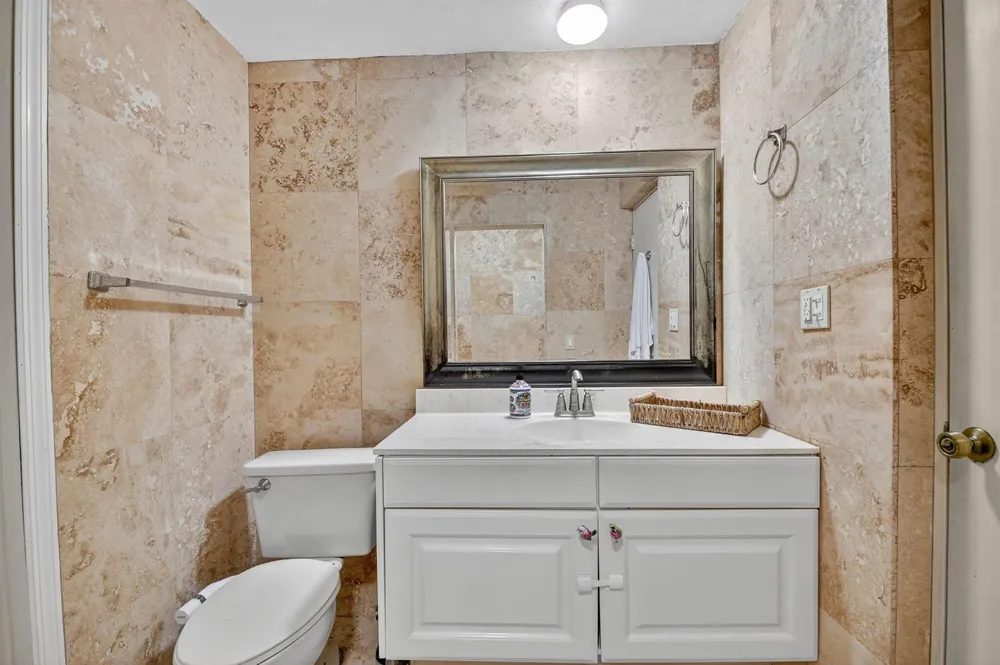 6225 Pine Drive #Cottage Lake Worth, FL 33462