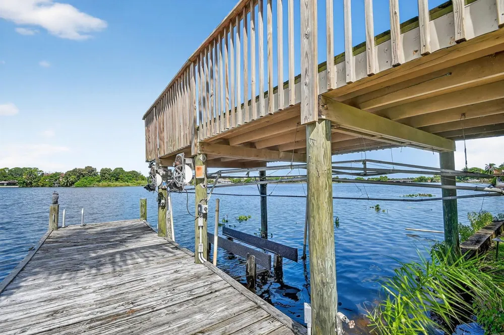 6225 Pine Drive #Cottage Lake Worth, FL 33462
