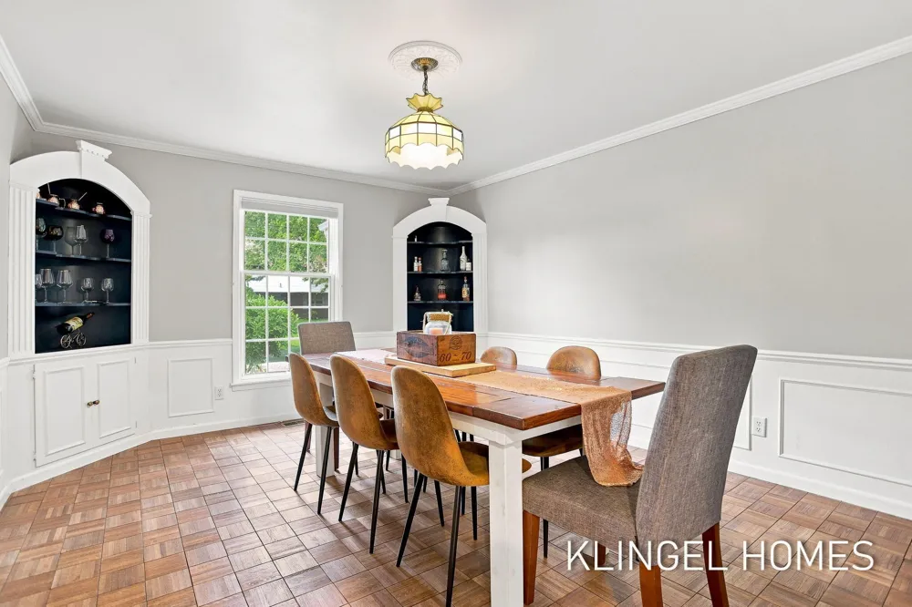 4261 Lin Nan Lane Norton Shores, MI 49441