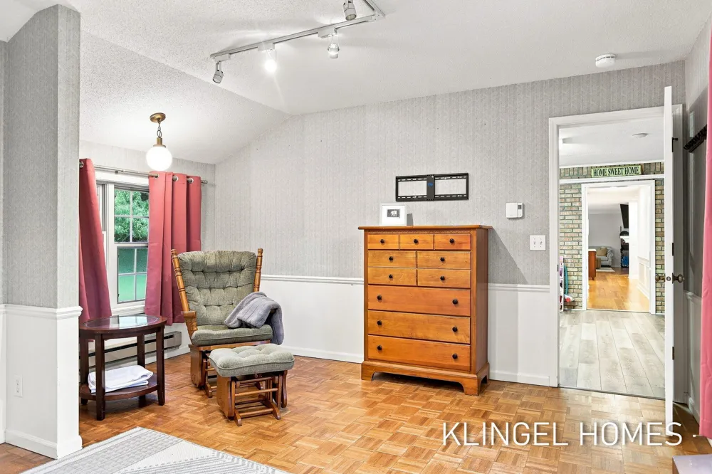 4261 Lin Nan Lane Norton Shores, MI 49441