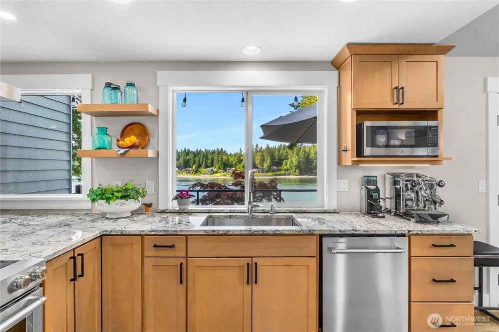 240 SE Mallard Beach Lane Shelton, WA 98584