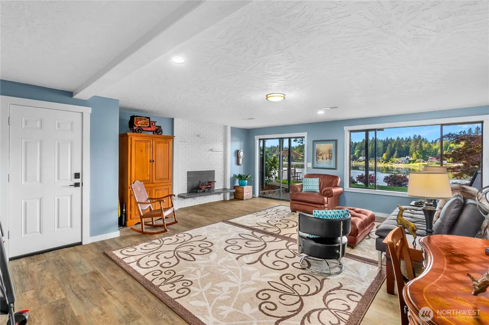 240 SE Mallard Beach Lane Shelton, WA 98584