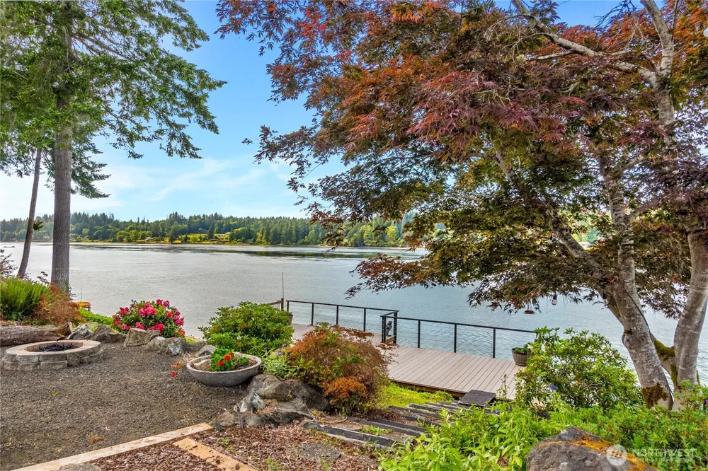 240 SE Mallard Beach Lane Shelton, WA 98584