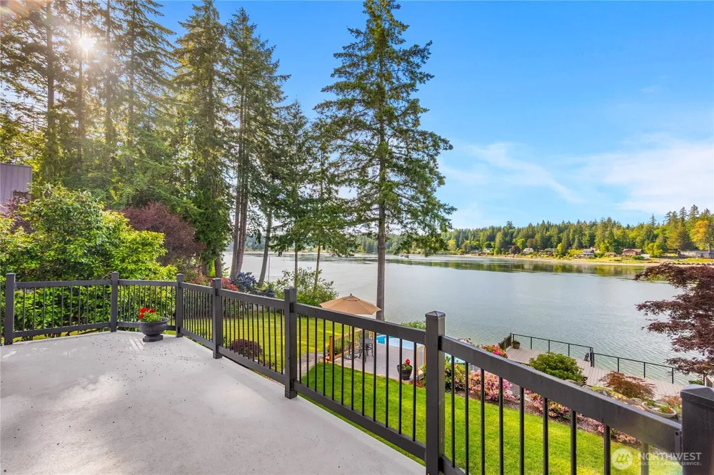 240 SE Mallard Beach Lane Shelton, WA 98584