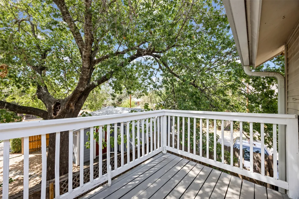 1110 W 22nd Street #12 Austin, TX 78705