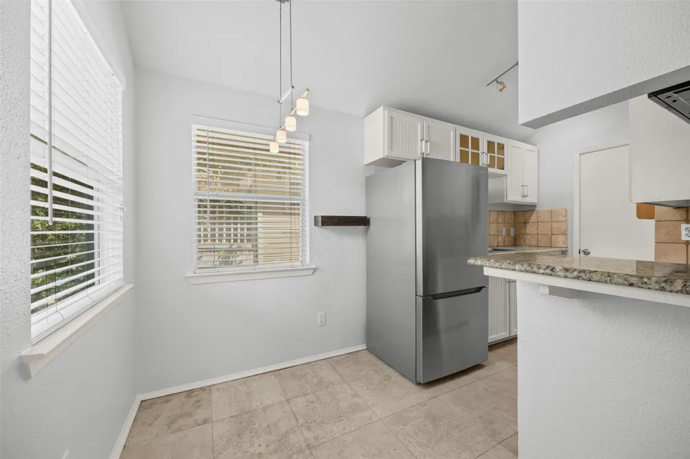 1110 W 22nd Street #12 Austin, TX 78705