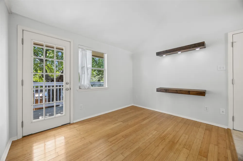 1110 W 22nd Street #12 Austin, TX 78705