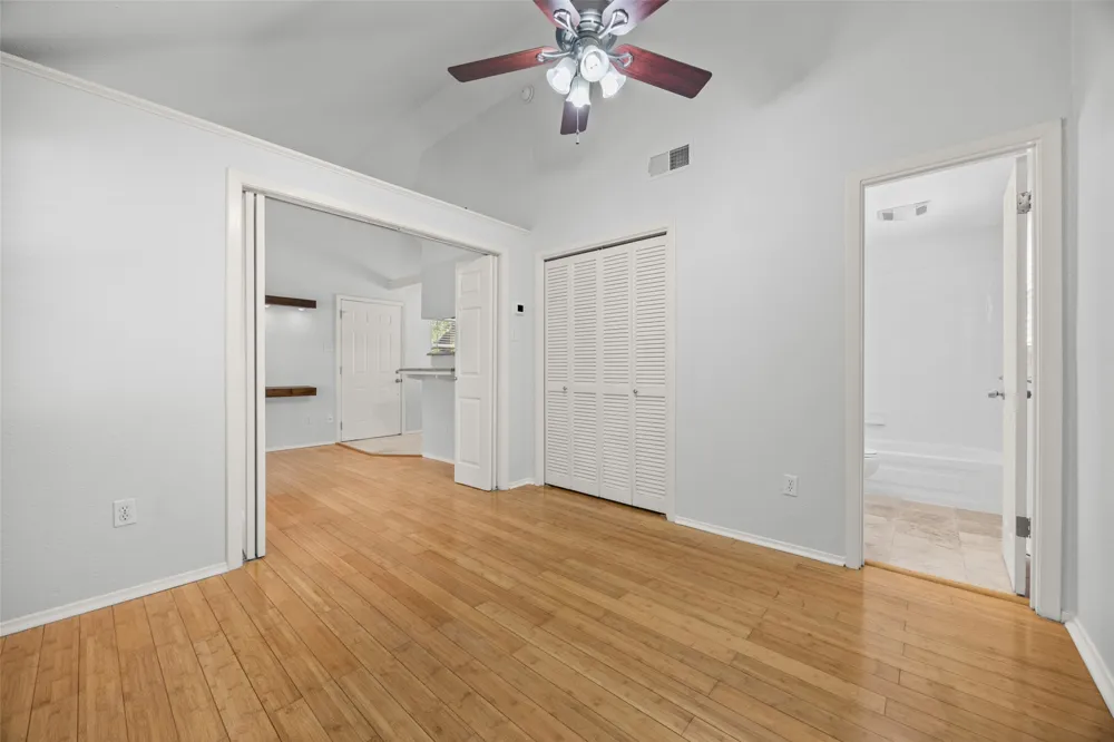 1110 W 22nd Street #12 Austin, TX 78705