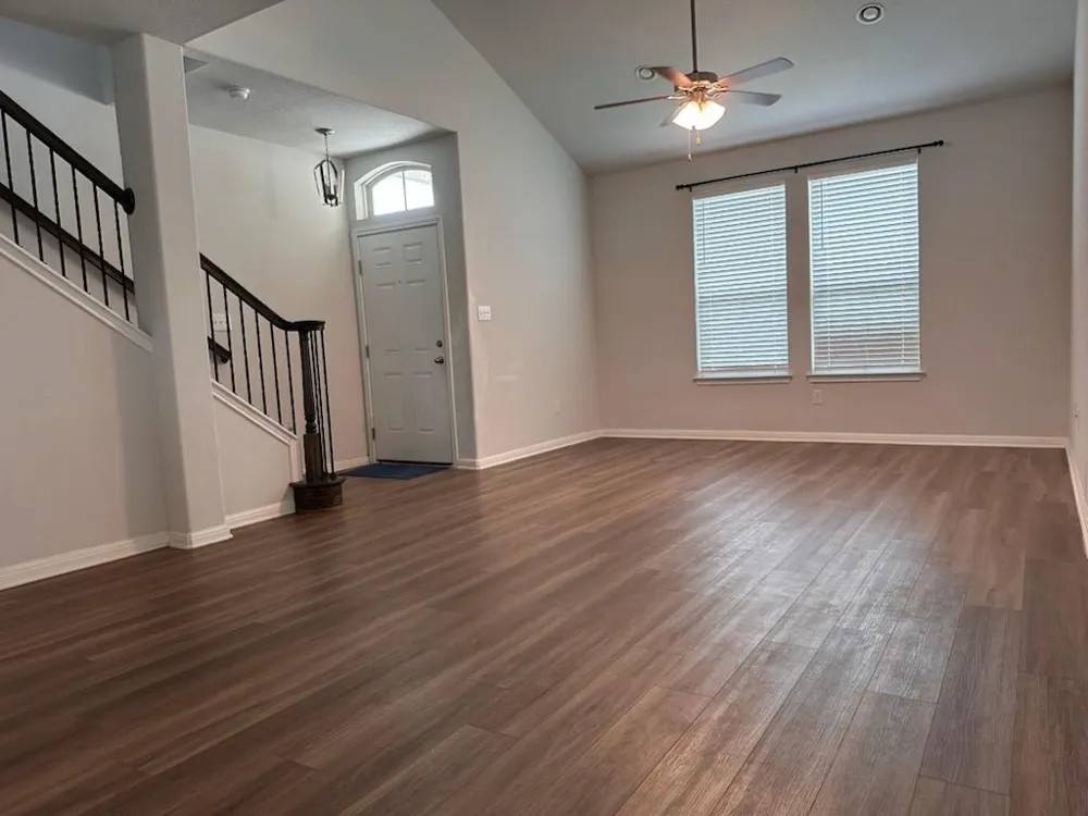 804 Goldilocks Lane Austin, TX 78652