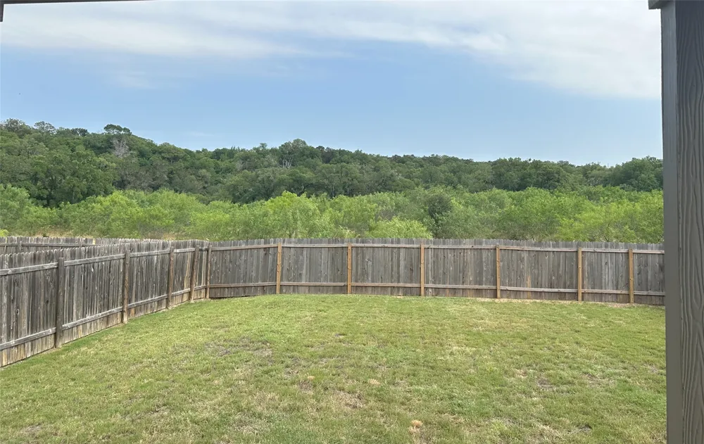 804 Goldilocks Lane Austin, TX 78652