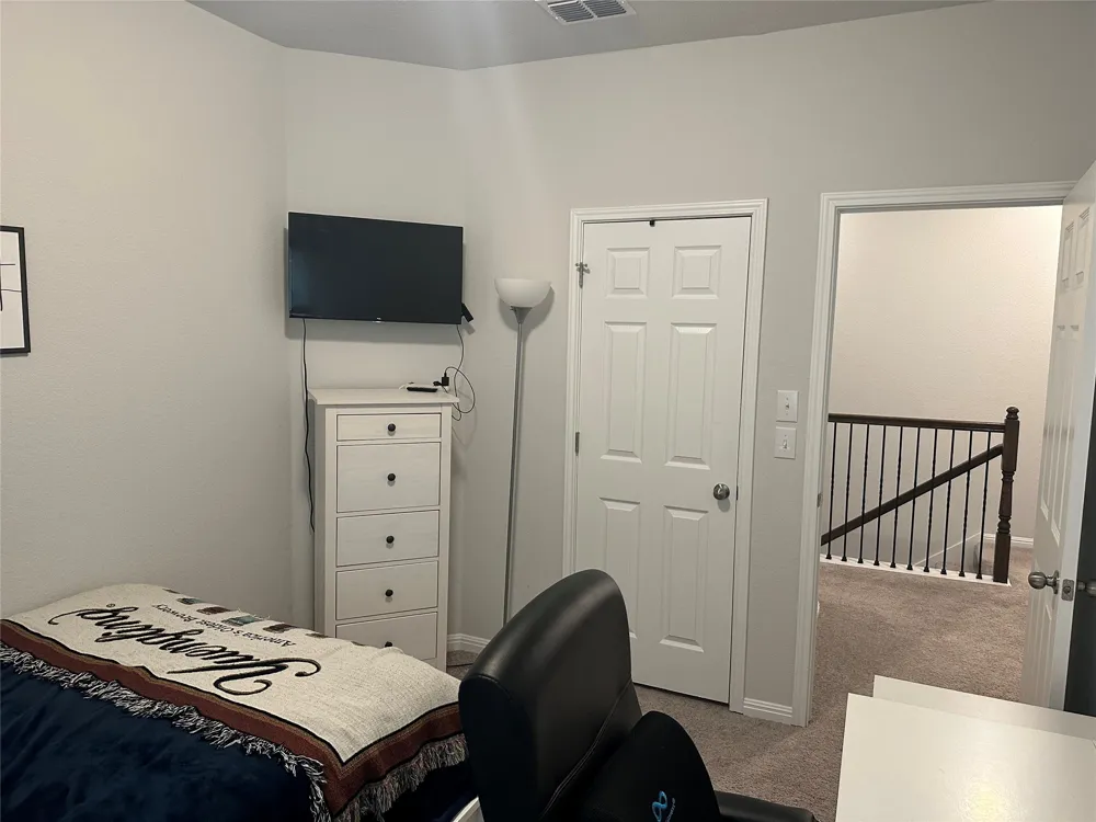 804 Goldilocks Lane Austin, TX 78652