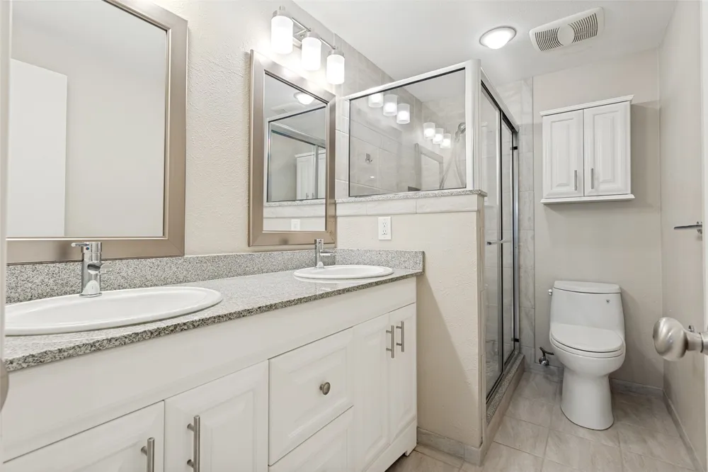 2117 Oak Brook Drive Richardson, TX 75081