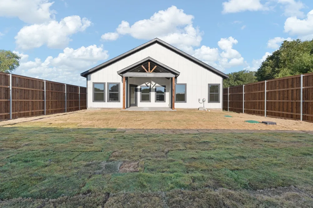 5431 arrowhead Drive Granbury, TX 76048