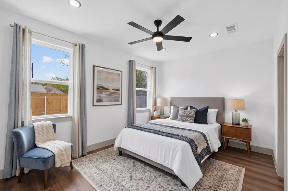 909 Meriott Street Ennis, TX 75119