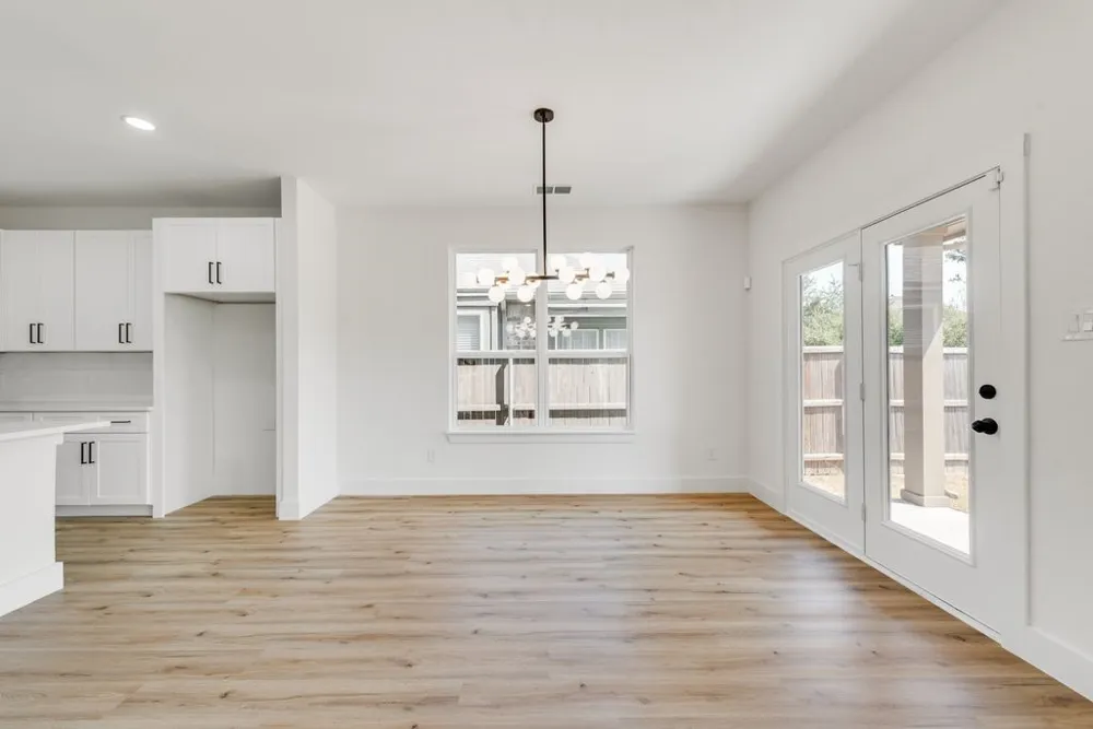 1704 Alton Way Aubrey, TX 76227