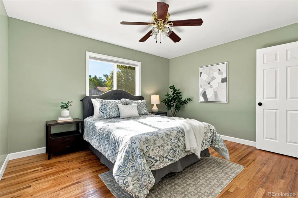 857 Iola Street Aurora, CO 80010