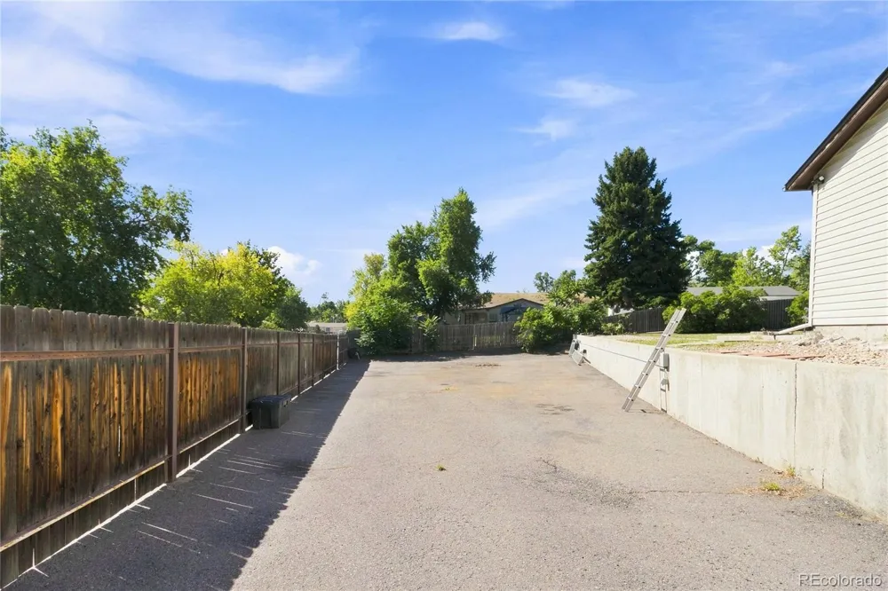 11226 W Texas Avenue Denver, CO 80232