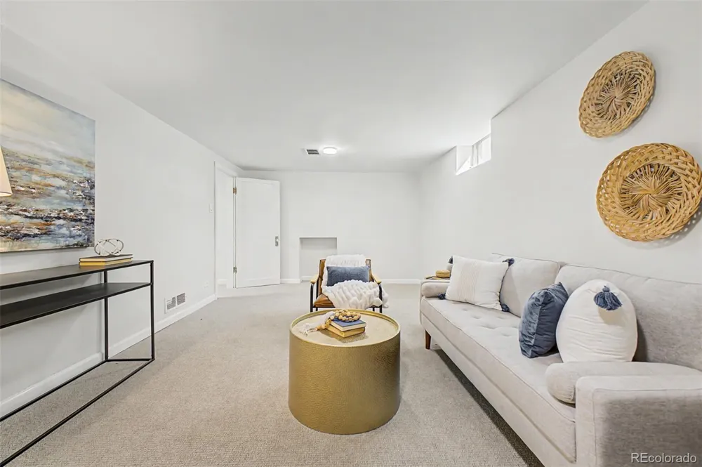 1261 S Jackson Street Denver, CO 80210