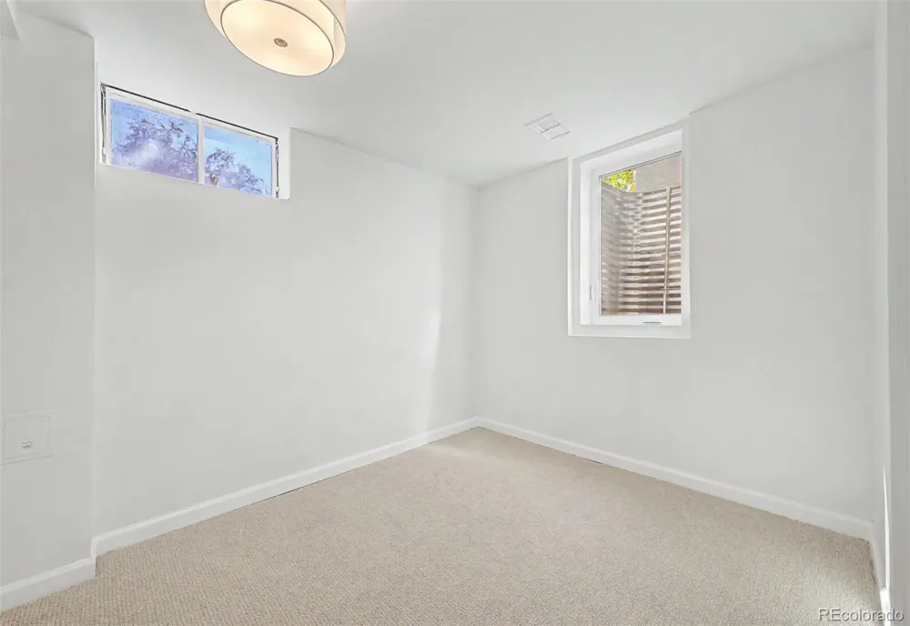 1261 S Jackson Street Denver, CO 80210