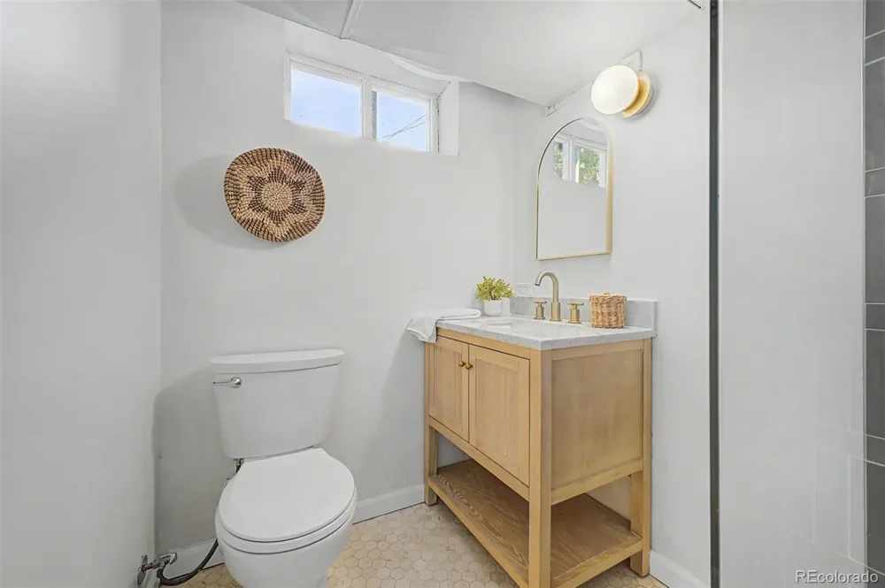 1261 S Jackson Street Denver, CO 80210