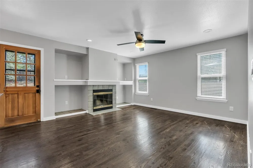 5484 S Danube Way Centennial, CO 80015