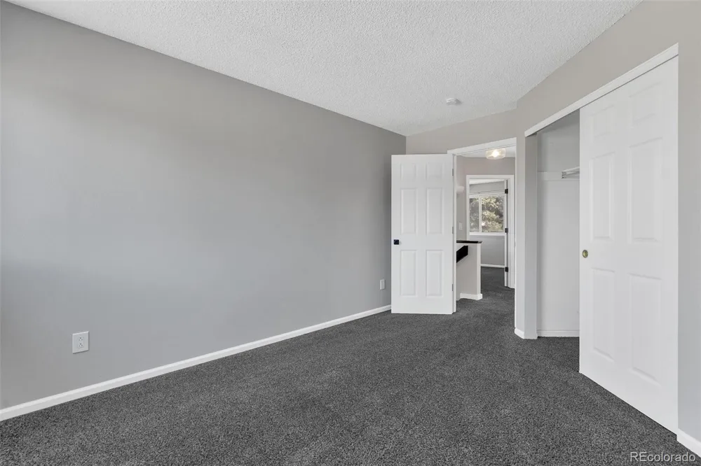 5484 S Danube Way Centennial, CO 80015