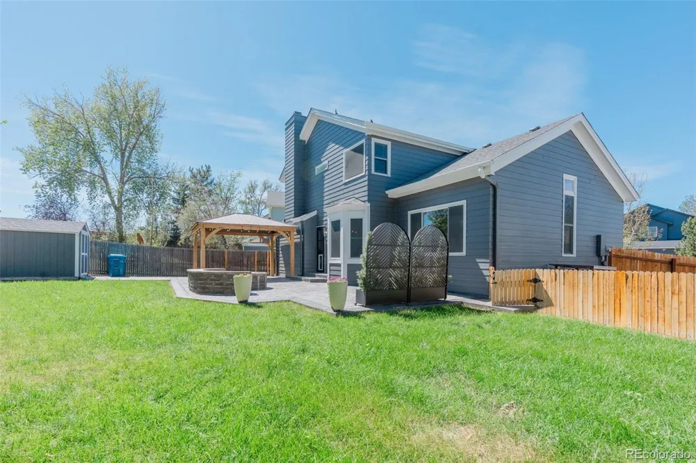5484 S Danube Way Centennial, CO 80015