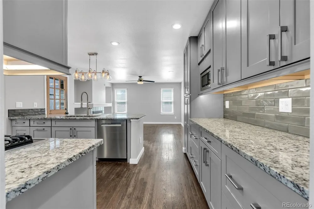 5484 S Danube Way Centennial, CO 80015
