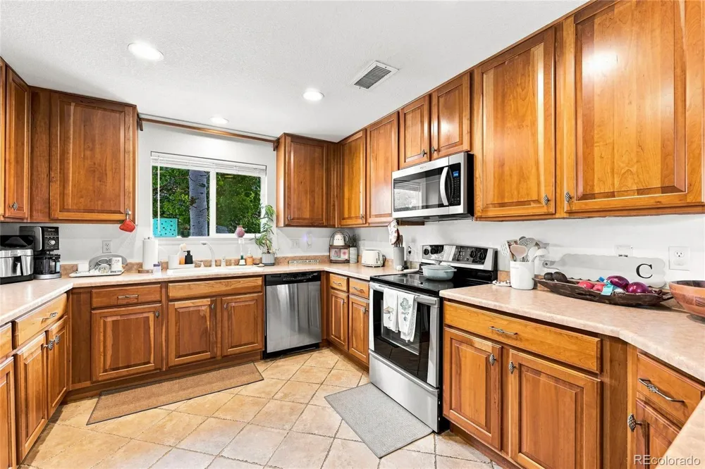 5795 Biscay Street Denver, CO 80249