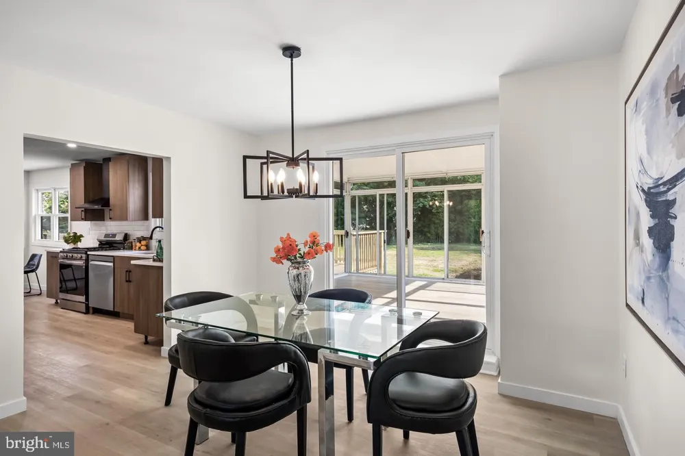 418 KINGSTON DRIVE Cherry Hill, NJ 08034