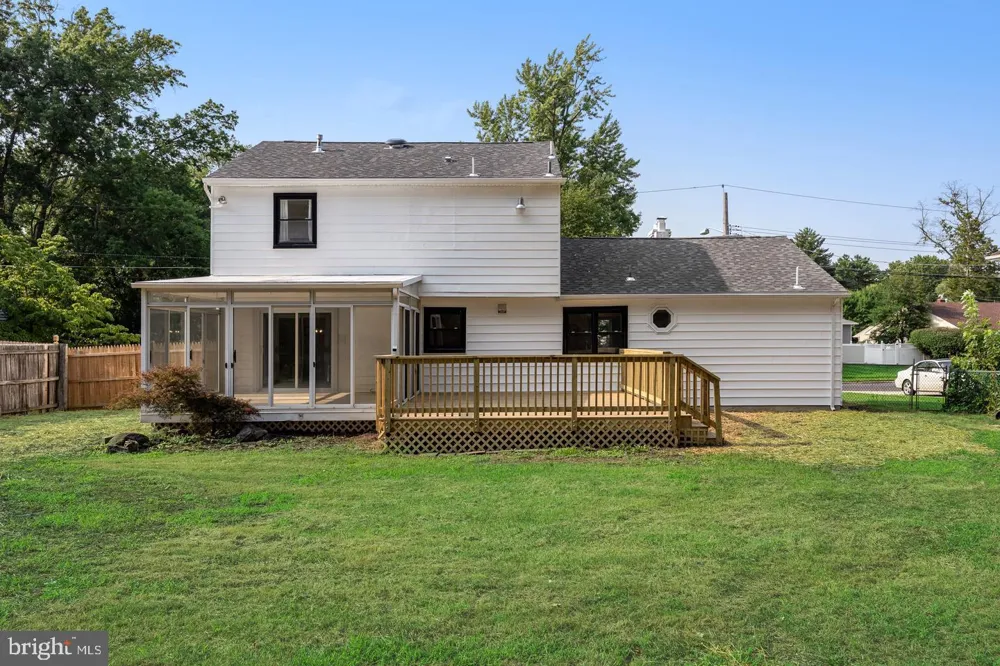 418 KINGSTON DRIVE Cherry Hill, NJ 08034