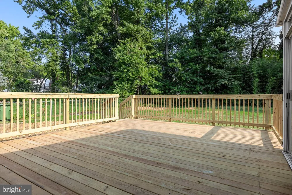 418 KINGSTON DRIVE Cherry Hill, NJ 08034
