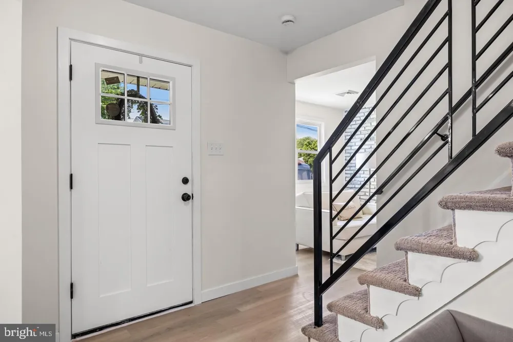 418 KINGSTON DRIVE Cherry Hill, NJ 08034