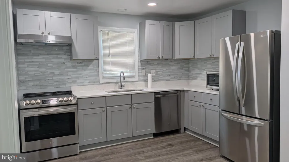 7104 JUDITH AVENUE Alexandria, VA 22315