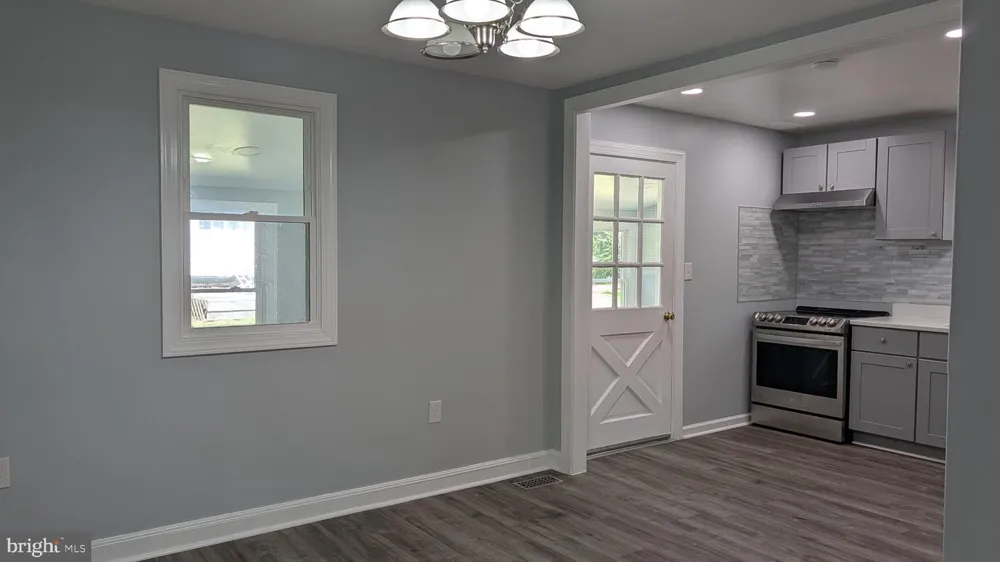 7104 JUDITH AVENUE Alexandria, VA 22315