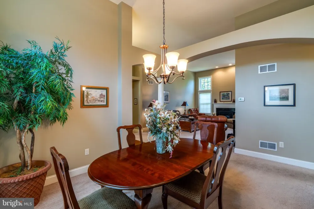 128 KILGANNON LANE Lancaster, PA 17603