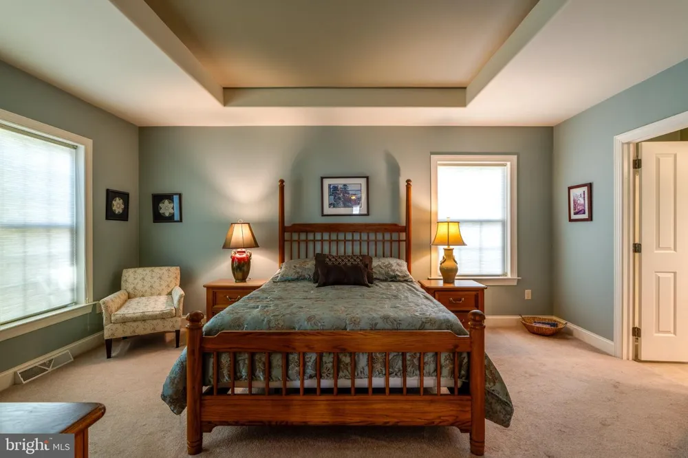 128 KILGANNON LANE Lancaster, PA 17603