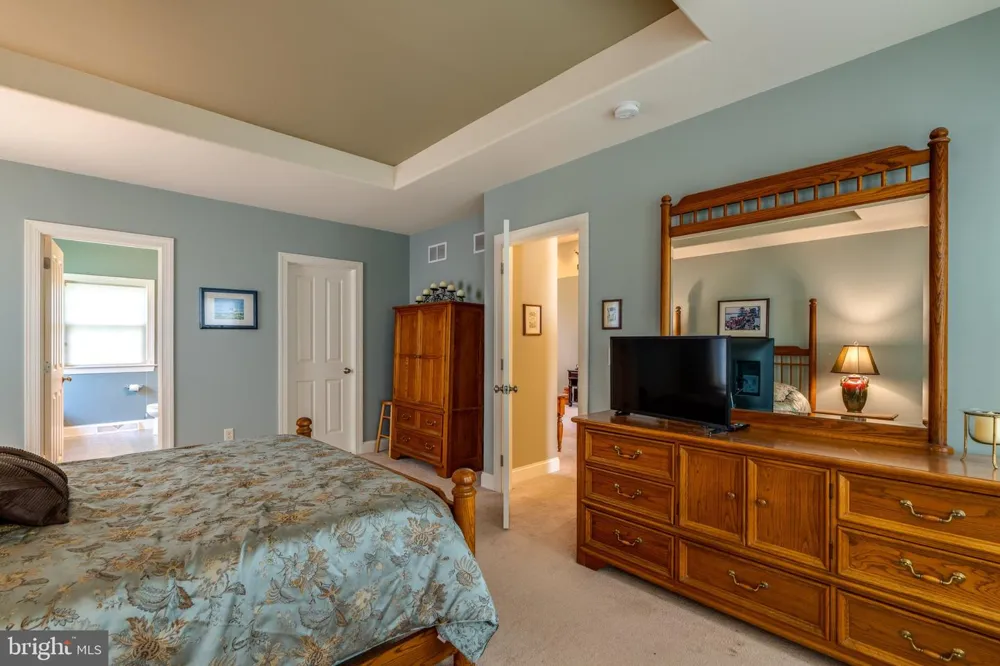 128 KILGANNON LANE Lancaster, PA 17603