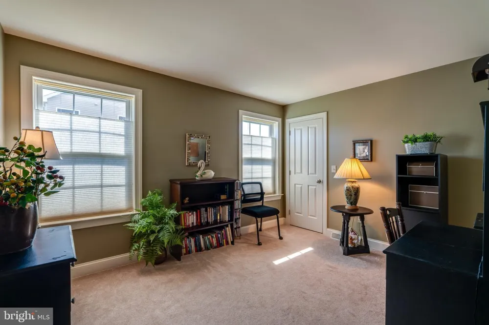 128 KILGANNON LANE Lancaster, PA 17603