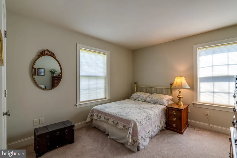 128 KILGANNON LANE Lancaster, PA 17603