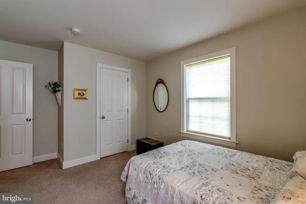 128 KILGANNON LANE Lancaster, PA 17603