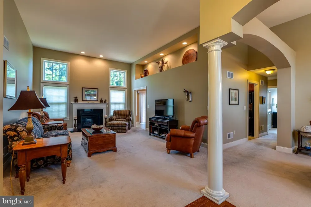 128 KILGANNON LANE Lancaster, PA 17603