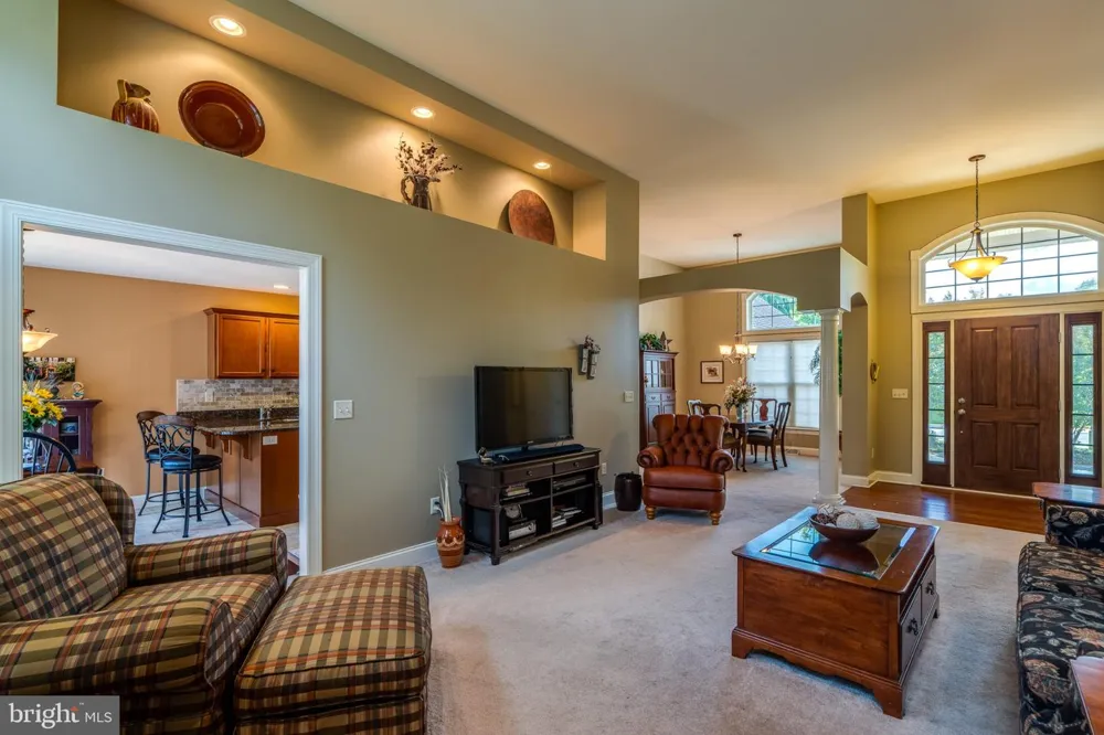 128 KILGANNON LANE Lancaster, PA 17603