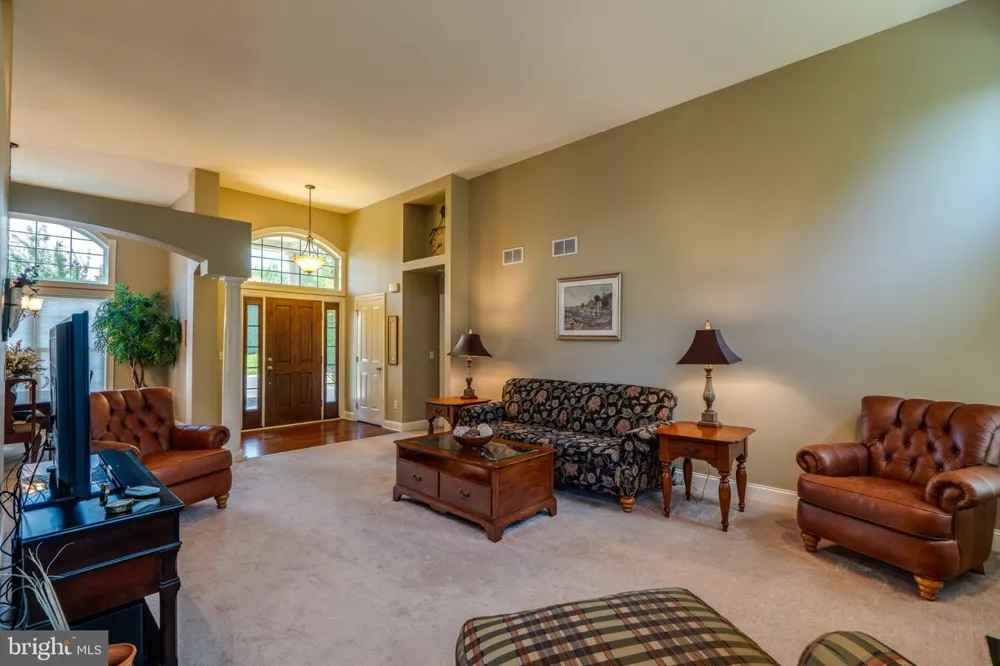 128 KILGANNON LANE Lancaster, PA 17603
