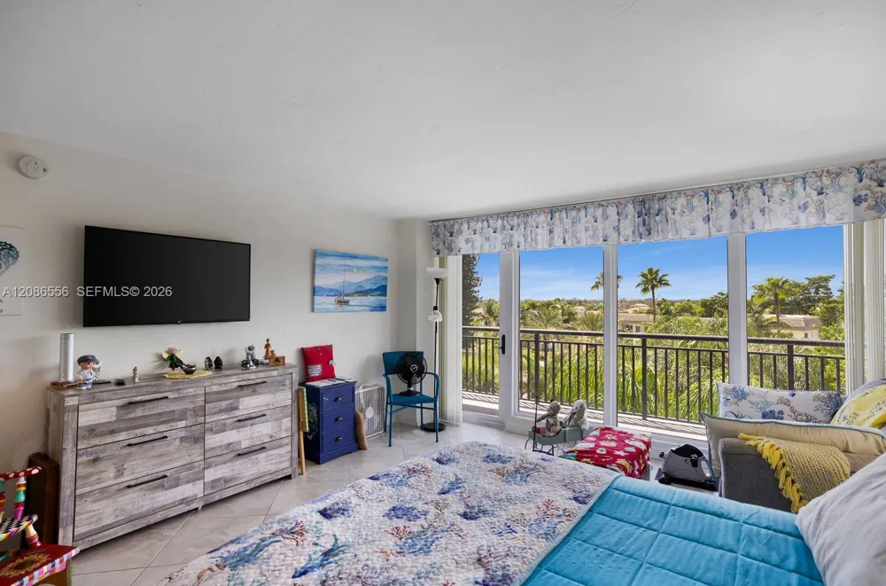 4280 Galt Ocean Dr #3B Fort Lauderdale, FL 33308